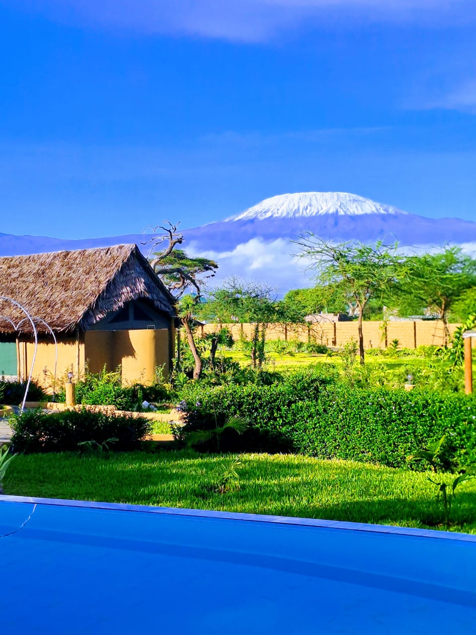 The mountain clear from the lodge garden